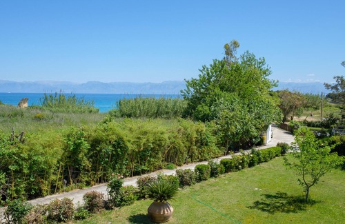 Sidari Apartment | Villa Spyridoula Studio 14 on the Beach