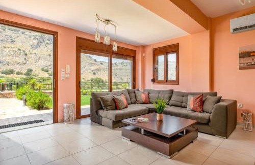 Pefkos Villa | Villa St Nicholas by Villa Plus