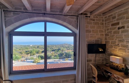 Atsipópoulon Villa | Villa Stella absolute privacy in a secluded location with Heatable pool