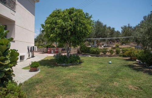 Pylos-Nestoras House | Villa Tapia