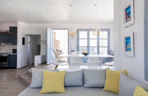 Vourkari House | Villa Thea