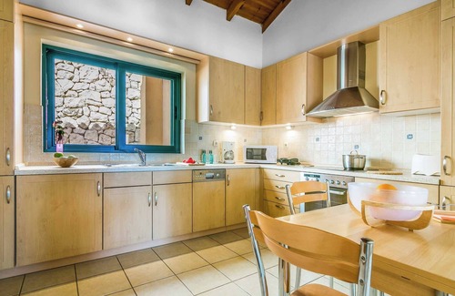 Skala Villa | Villa Ventura - Three Bedroom Villa, Sleeps 6