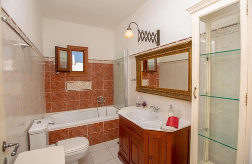 Vivlos House | Villa Victor
