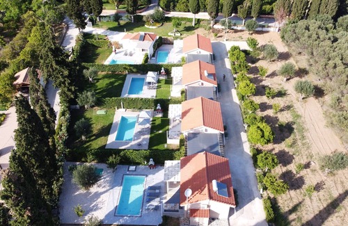 Ntomata Villa | Villa with private pool in Svoronata near Avithos beach.