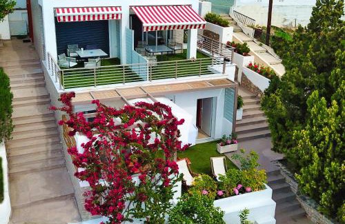 Poros Apartment | Villa Yolanda 3 - Apartment Leda - Luxury family apartment, sea view