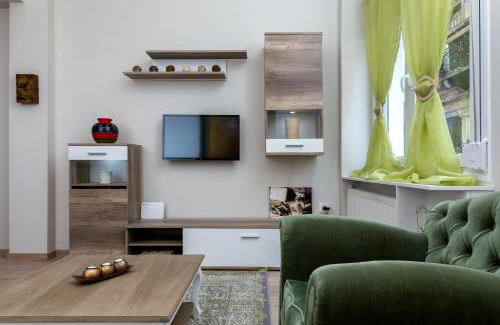 Plaka Apartment | Vintage Apartment in the Heart of Plaka