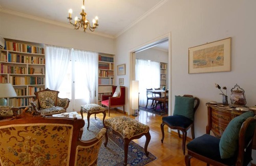 Pangrati Apartment | Vintage Artistic Apartment