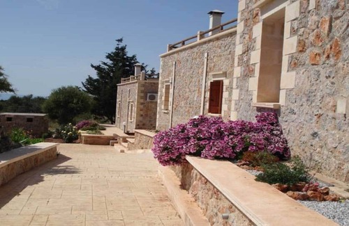 Apokoronas Villa | VIOLA SUITES,VILLA 6 with shared pool