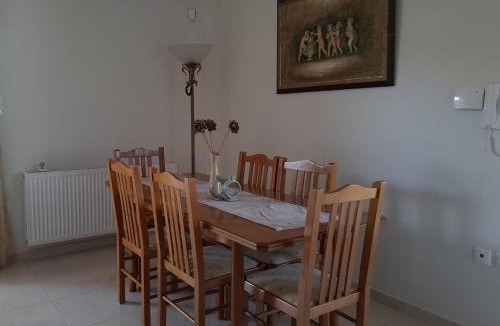 Korithion House | Αρχαία Κόρινθος Μεζονέτα