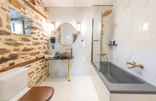 Agios Lavrentios House | Αρχοντικό 1716