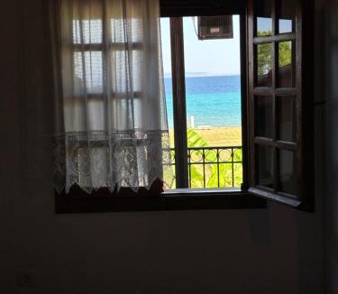 Polichrono Villa | Ελιά Studio in Ktima Gerostathi