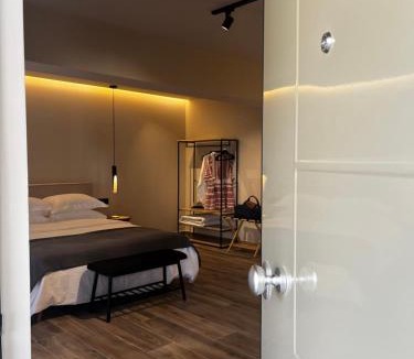 Markopoulon House | Χenion Inn - Athens Airport, Easy Check In Anytime
