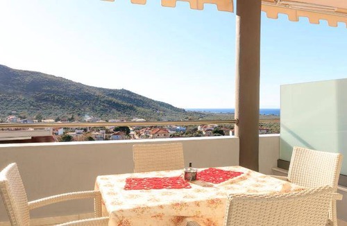 Prinos Apartment | 100 m² Apartment ∙ 2 bedrooms ∙ 5 guests
