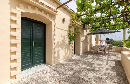 Stalos Apartment | 100 m² Apartment ∙ 2 bedrooms ∙ 5 guests