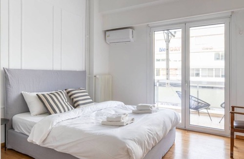 Glyfada Apartment | 100 m² Apartment ∙ 2 bedrooms ∙ 4 guests