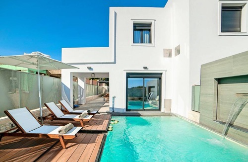 Kavallos House | 100 m² House ∙ 2 bedrooms ∙ 6 guests