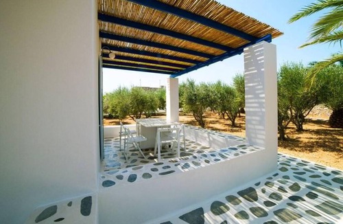 Paros House | 100 m² House ∙ 2 bedrooms ∙ 4 guests