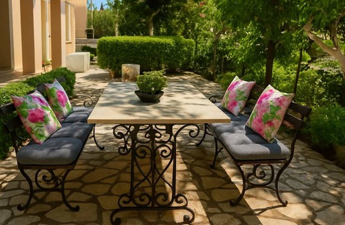 Antipernoi House | 100 m² House ∙ 3 bedrooms ∙ 6 guests