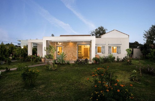Messonghi House | 100 m² House ∙ 3 bedrooms ∙ 8 guests