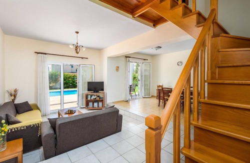 Kolymbia House | 100 m² House ∙ 3 bedrooms ∙ 6 guests