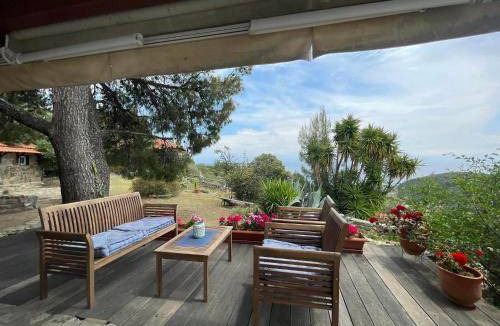 Sithonia House | 100 m² House ∙ 3 bedrooms ∙ 10 guests