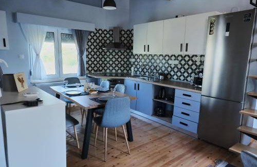 Kavala House | 100 m² House ∙ 3 bedrooms ∙ 10 guests