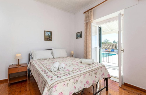 Barbati Villa | 100 m² Villa ∙ 2 bedrooms ∙ 4 guests