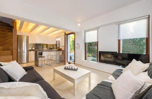 Petaloudes Villa | 100 m² Villa ∙ 3 bedrooms ∙ 6 guests