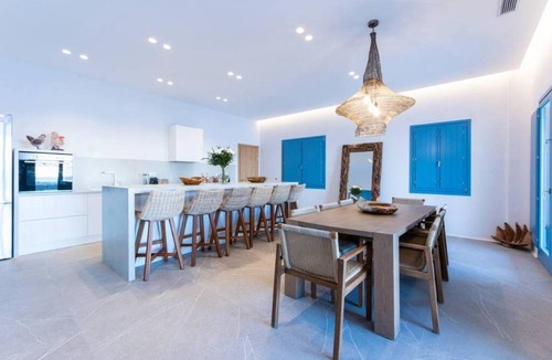 Kanalia Villa | 1000 m² Villa ∙ 8 bedrooms ∙ 16 guests