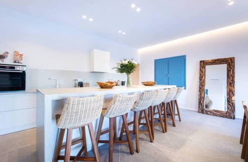 Kanalia Villa | 1000 m² Villa ∙ 8 bedrooms ∙ 16 guests