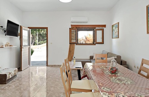 Zia House | 104 m² House ∙ 3 bedrooms ∙ 8 guests