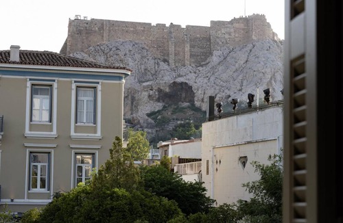 Plaka Apartment | 105 m² Apartment ∙ 2 bedrooms ∙ 4 guests