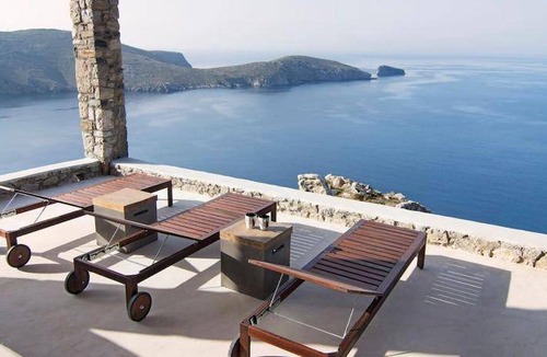 Serifos Villa | 105 m² Villa ∙ 2 bedrooms ∙ 4 guests