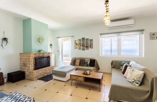 Paralia Vergas Apartment | 106 m² Apartment ∙ 3 bedrooms ∙ 7 guests