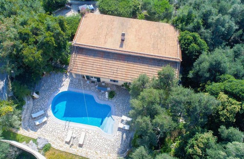 Nisaki Villa | 106 m² Villa ∙ 3 bedrooms ∙ 7 guests