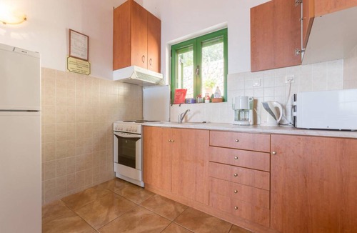 Paxos Villa | 109 m² Villa ∙ 3 bedrooms ∙ 7 guests