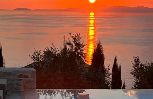Areopoli Hotel | 110 m² Hotel ∙ 2 bedrooms ∙ 20 guests
