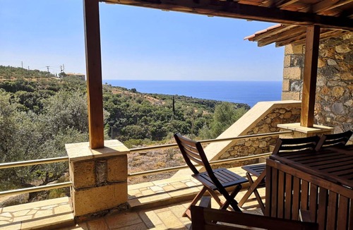Kardamyli House | 110 m² House ∙ 3 bedrooms ∙ 6 guests