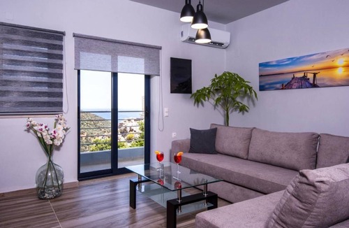 Rodakino House | 110 m² House ∙ 2 bedrooms ∙ 5 guests