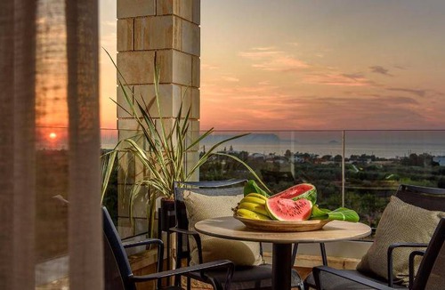 Agkisaras Resort | 110 m² Resort ∙ 3 bedrooms ∙ 127 guests