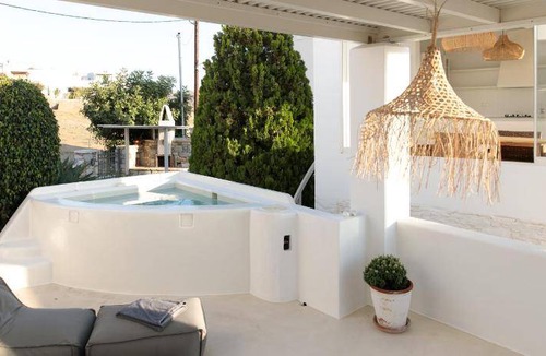 Naxos Town Apartment | 112 m² Apartment ∙ 127 guests