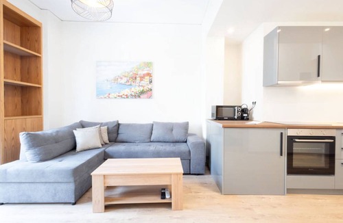 Athens Apartment | 115 m² Apartment ∙ 3 bedrooms ∙ 7 guests