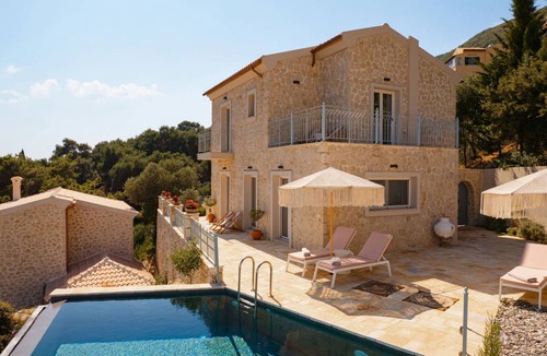 Lakones Villa | 115 m² Villa ∙ 3 bedrooms ∙ 6 guests