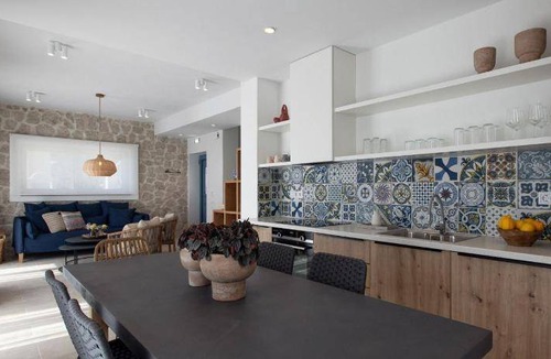 Lakones Villa | 115 m² Villa ∙ 3 bedrooms ∙ 6 guests
