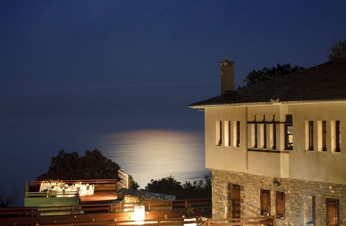 Tsagarada Apartment | 12 Months Luxury Resort