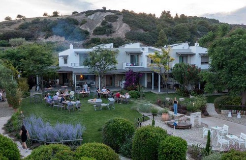 Ormos Panagias Apartment | 120 m² Apartment ∙ 3 bedrooms ∙ 127 guests