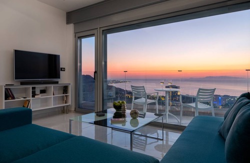 Petaloudes Apartment | 120 m² Apartment ∙ 4 bedrooms ∙ 9 guests