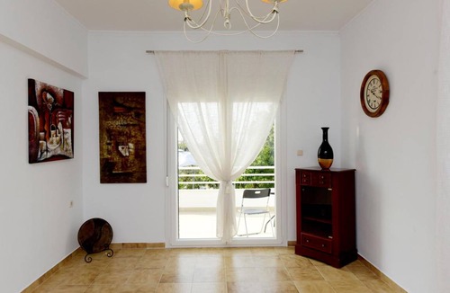 Kamiros House | 120 m² House ∙ 2 bedrooms ∙ 6 guests