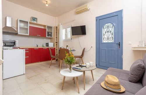 Lakka House | 120 m² House ∙ 2 bedrooms ∙ 5 guests