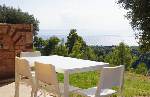 Kassandra House | 120 m² House ∙ 3 bedrooms ∙ 6 guests